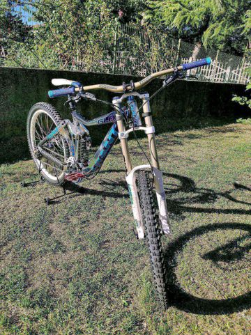 Used Giant Glory 0 2014 2014 Mountainbike, Light Gray, 26 — image 2 of 7