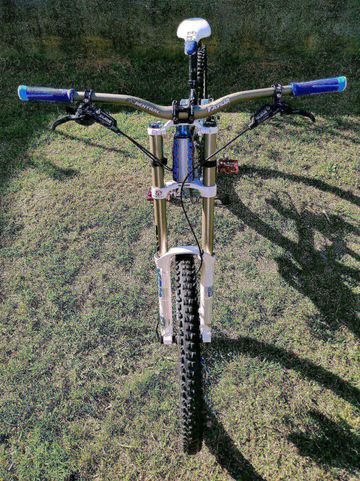 Used Giant Glory 0 2014 2014 Mountainbike, Light Gray, 26 — image 7 of 7