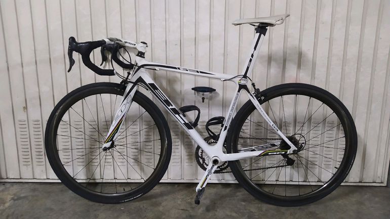 Used BH G3 record 2011 Road & Gravel — image 3 of 18