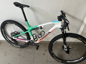 Canyon - Lux World Cup CF 7 2023, 2023