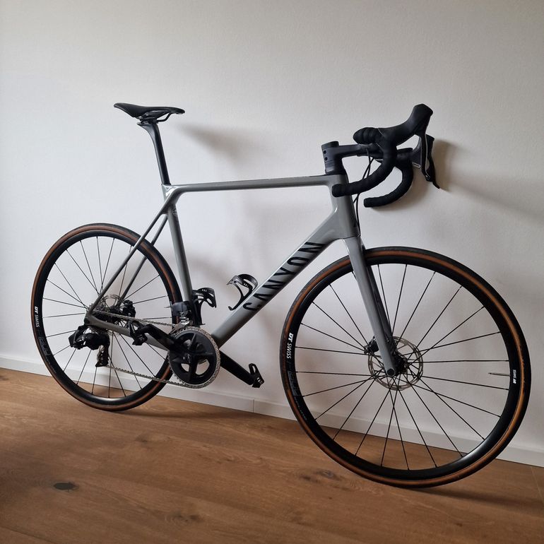 Ultimate CF SL 7 Disc eTap s 2022 - ロードバイク