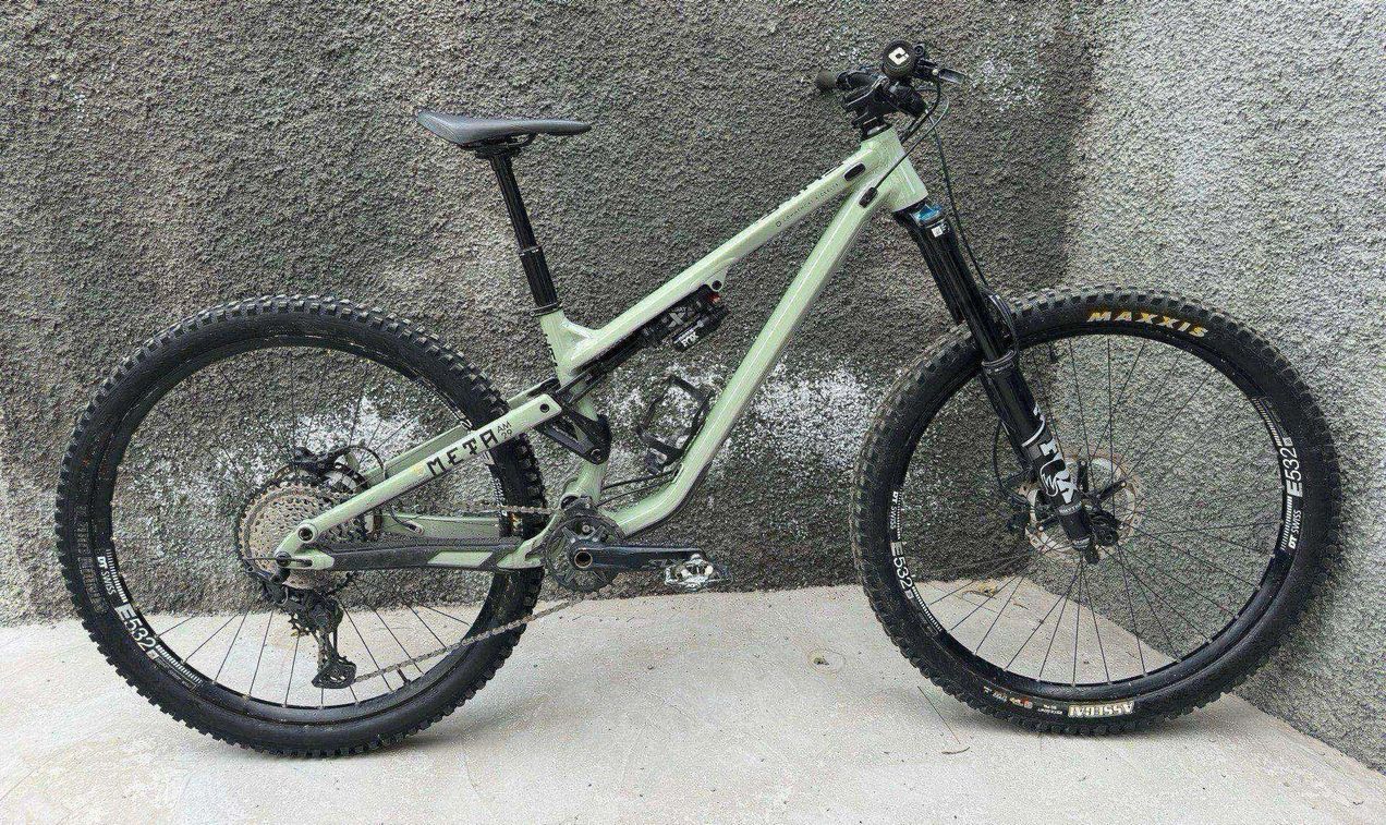 Commencal meta am 29 essential used in SM buycycle