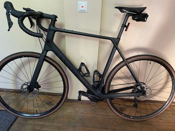 Used Canyon Endurace CF 7 2022 Road & Gravel — image 1 of 4