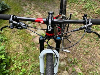 Used Scott SCALE 10-10.1kg 2017 Mountainbike, Red — image 5 of 9