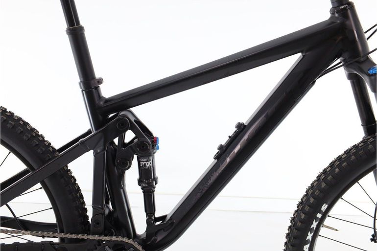 Used Ghost Riot Trail Essential XT Mountainbike, Black — image 2 of 9