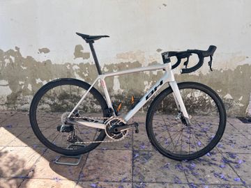 Käytetty BH ULTRALIGHT EVO 9.5 2022 2022 Road & Gravel — kuva 1 / 6