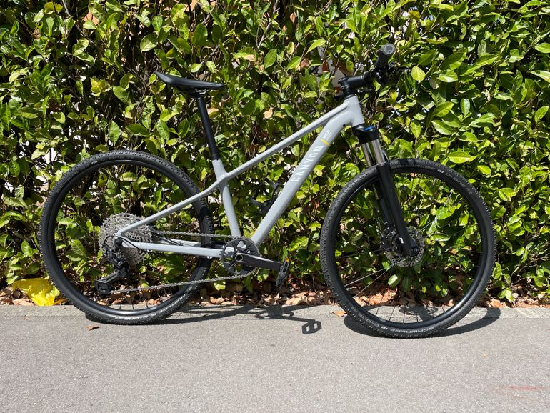 Used Canyon Pahtlite 6 WMN 2021 Mountainbike, Light Gray — image 3 of 6