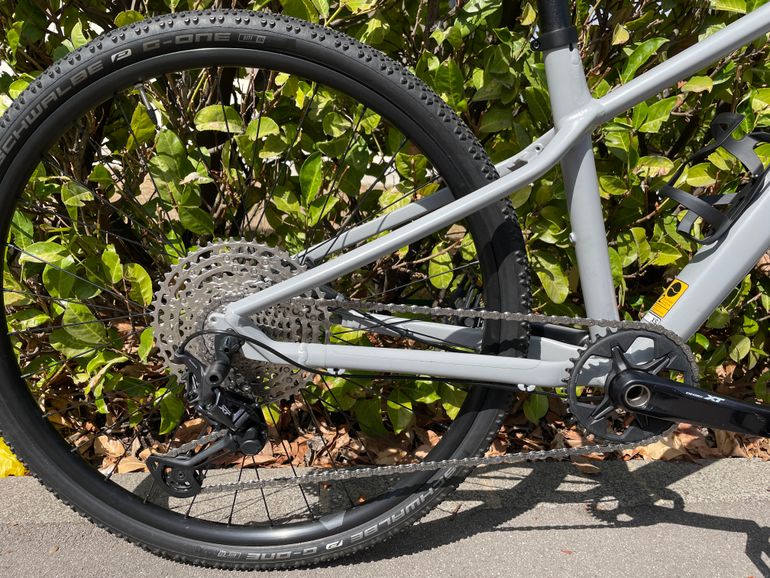 Used Canyon Pahtlite 6 WMN 2021 Mountainbike, Light Gray — image 2 of 6