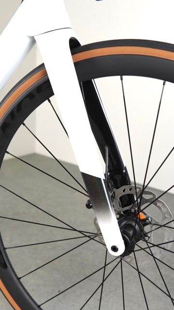 Brugt Trek Madone SL 6 Gen 7 2024 2024 Road & Gravel — billede 10 af 14