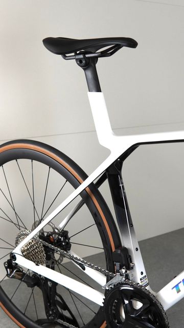Brugt Trek Madone SL 6 Gen 7 2024 2024 Road & Gravel — billede 12 af 14