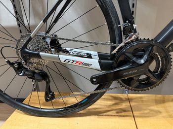 Used Wilier GTR Team Disc SHIMANO 105 R7020 2023 2023 Road & Gravel, Black — image 3 of 3