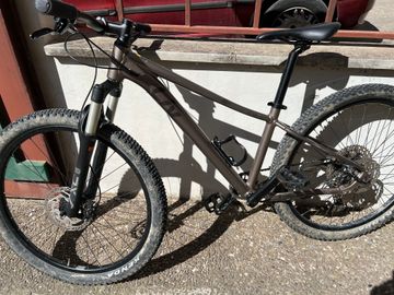 Gebrauchtes Liv Tempt 2021 Mountainbike, Hellgrau — Bild 2 von 10