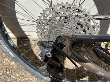 Gebrauchtes Liv Tempt 2021 Mountainbike, Hellgrau — Bild 9 von 10