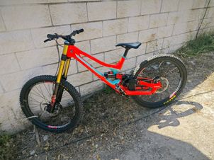 Specialized - Demo 8 I Carbon 2018, 2018