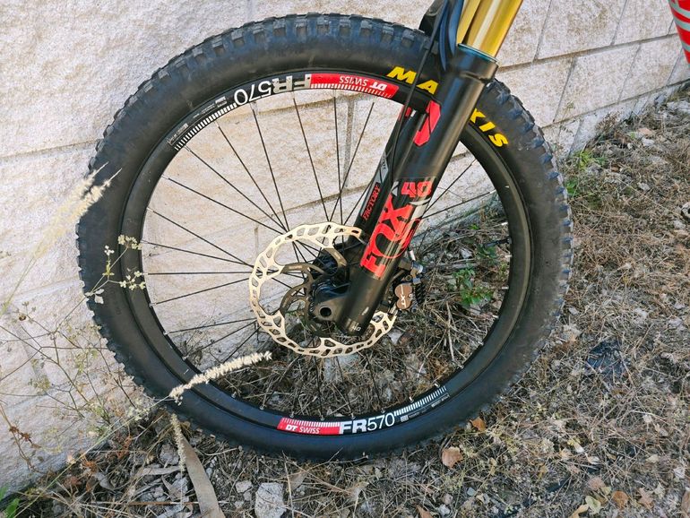 Used Specialized Demo 8 I Carbon 2018 2018 Mountainbike — image 4 of 6