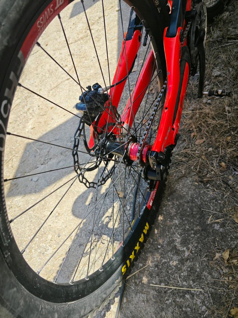 Used Specialized Demo 8 I Carbon 2018 2018 Mountainbike — image 6 of 6