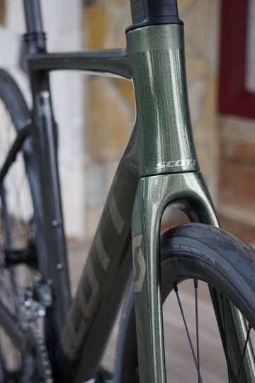 Tweedehands Scott Addict 30 disc 2024 Road & Gravel — afbeelding 4 van 6