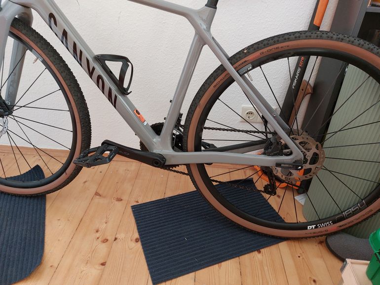 Used Canyon Grizl CF SL 6 2022 Road & Gravel — image 2 of 3