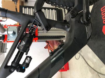 Used Rotwild R.E735 CORE 2023 2023 Mountainbike, Black, 27.5 — image 2 of 8