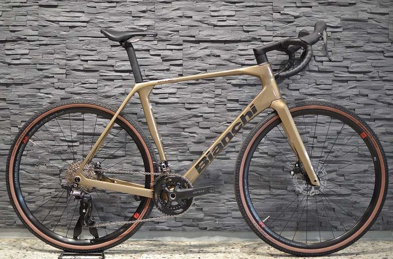 Bianchi Impulso COMP GRX 610 disc 2026 Road & Gravel d'occasion