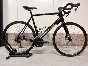 Fuji - SL-E hybrid Ultegra 60cm, 2022