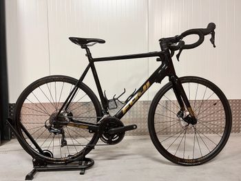 Fuji - SL-E hybrid Ultegra 60cm, 2022