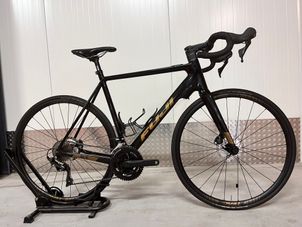 Fuji - SL-E hybrid carbon Ultegra 57cm, 2022