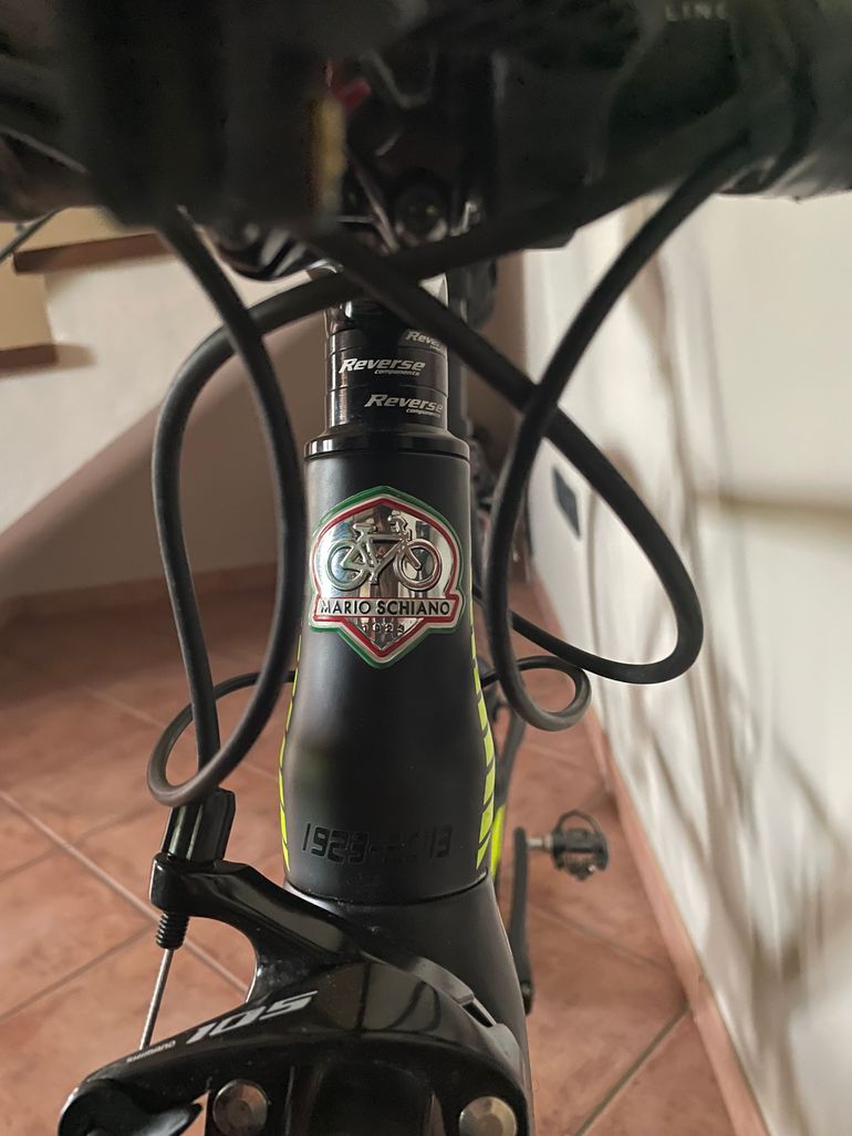 Used Shimano Full Carbon 2015 Road & Gravel, Black — image 6 of 7