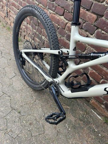 Used Specialized Stumpjumper Comp 2022 2022 Mountainbike, White, 29 — image 6 of 11
