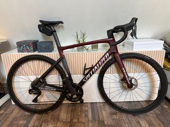 Použité Specialized Tarmac SL7 Expert 2022 2022 Road & Gravel