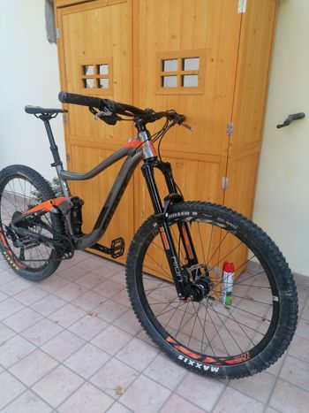 Used Giant Trance 3 2018 2018 Mountainbike, Rot, 27.5 — image 4 of 7
