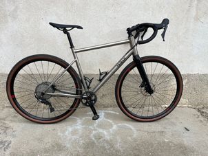 TRIBAN - GRVL900 Titanium Gravel Bike - GRX, 2020