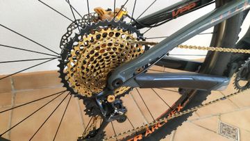 Santa Cruz Tallboy CC XX1 2017 2017 Mountainbike usato, Grigio chiaro — immagine 2 di 8