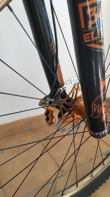 Santa Cruz Tallboy CC XX1 2017 2017 Mountainbike usato, Grigio chiaro — immagine 5 di 8
