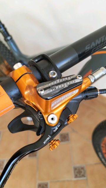 Santa Cruz Tallboy CC XX1 2017 2017 Mountainbike usato, Grigio chiaro — immagine 4 di 8
