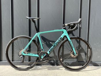 Bianchi - Infinito Ultegra 2023, 2023