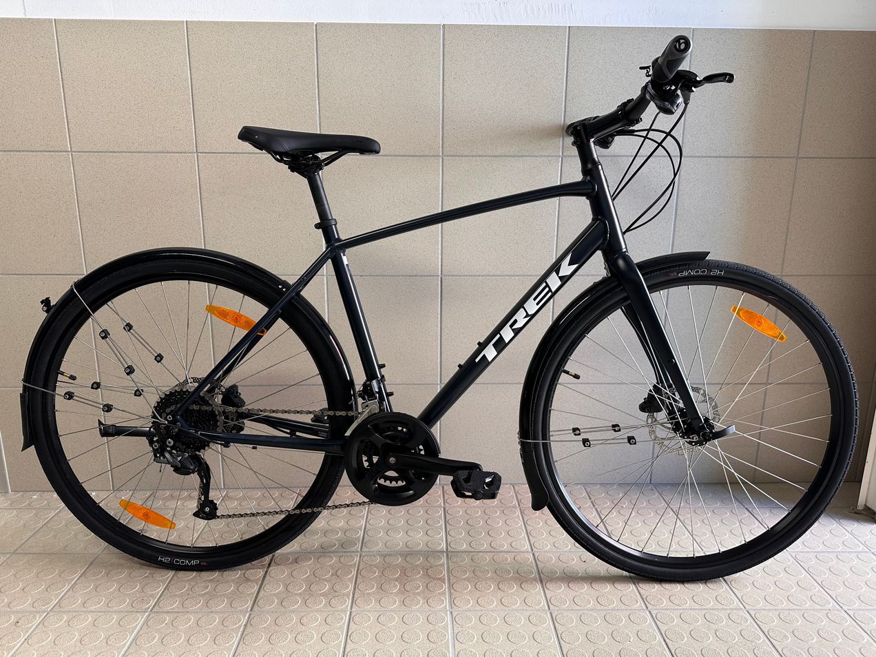 猫山猫太朗　TREK FX2 DISC size:S 2×9s 油圧ディス トレック(TREK) FX 2 ディスク(FX 2 Disc) 2024モデル｜クロス