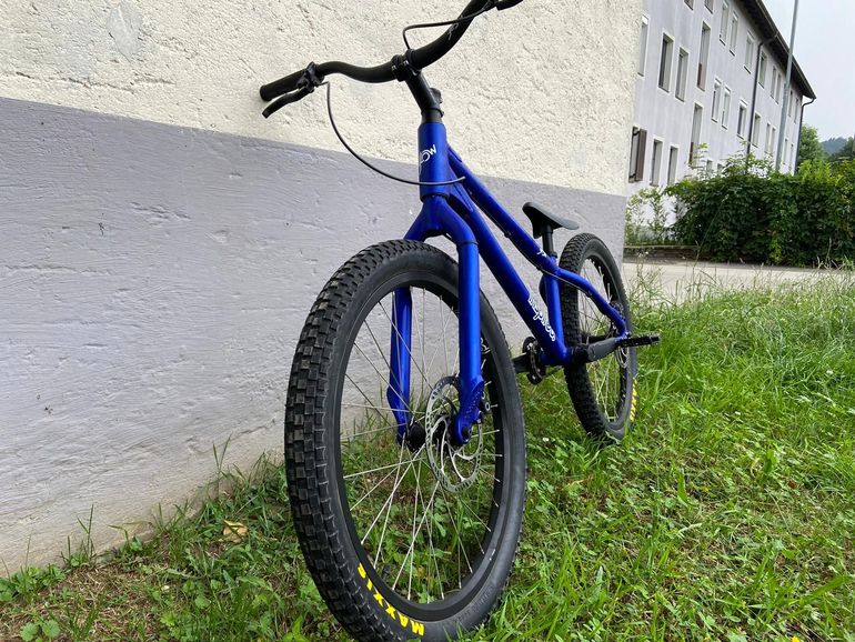 Used x Inspired Street Trial Flow + 24" 2024 Mountainbike, Blue — image 8 of 8