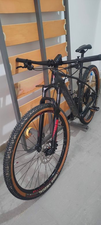 Used Orbea ALMA H20 2019 Mountainbike, Black — image 2 of 6