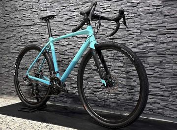 Used Bianchi Impulso Allroad GRX 600 2025 Road & Gravel, Green — image 2 of 8