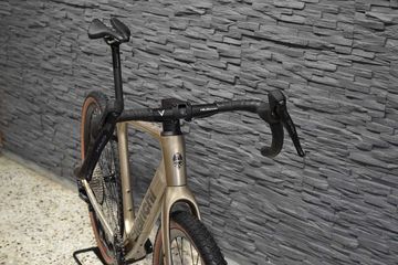 Used Bianchi Arcadex Comp 2025 Road & Gravel, Light Gray — image 4 of 9