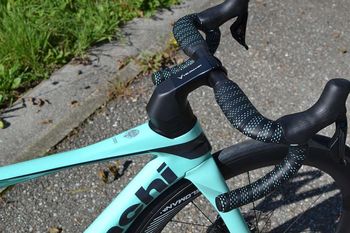 Used Bianchi Oltre Comp 105 Di2 2025 Road & Gravel, Green — image 4 of 10