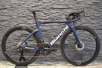 Tweedehands Bianchi Oltre Comp 105 Di2 2026 Road & Gravel