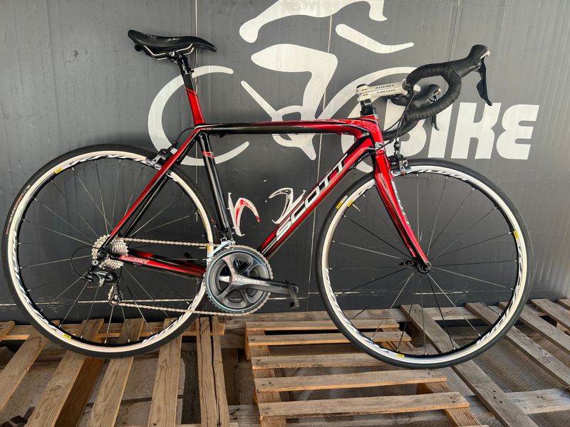 Używany Scott Addict R2 Road & Gravel