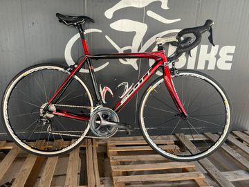 Used Scott Addict R2 Road & Gravel, Red — image 2 of 11