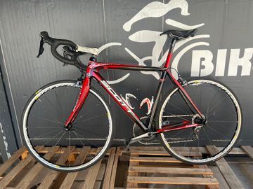 Used Scott Addict R2 Road & Gravel, Red — image 3 of 11