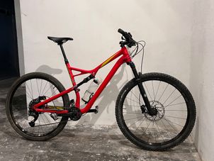 Specialized - Camber Comp 29 2017, 2017