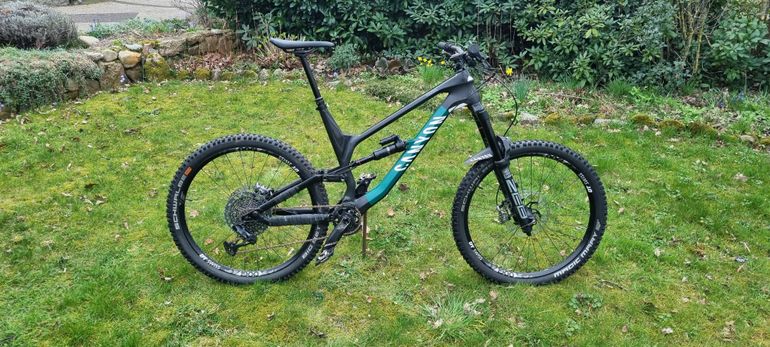 Used Canyon Torque CF 7 2021 2021 Mountainbike, Black, 27.5 — image 2 of 10