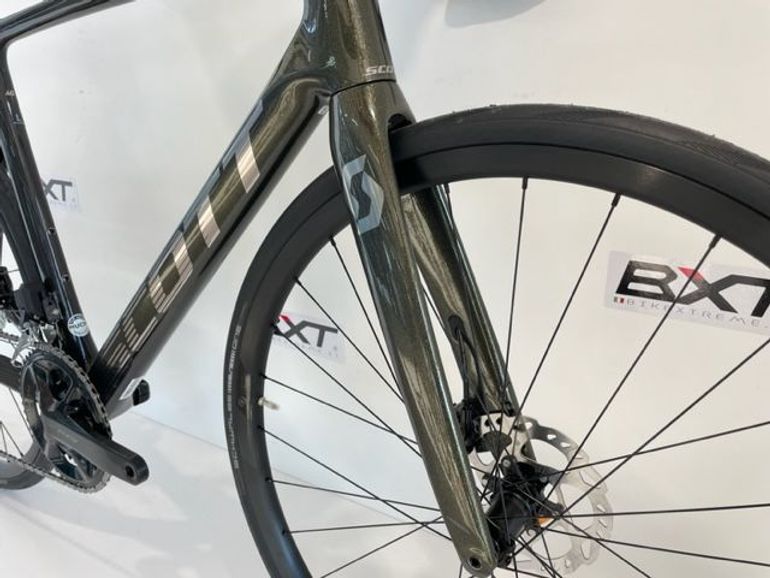Used Scott Addict RC 40 2023 Road & Gravel, Green — image 8 of 8