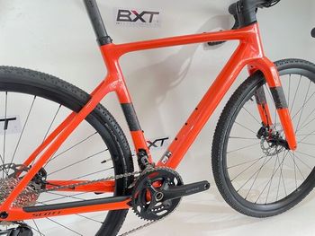 Used Scott Addict Gravel 40 Orange 2024 Road & Gravel, Orange — image 3 of 8